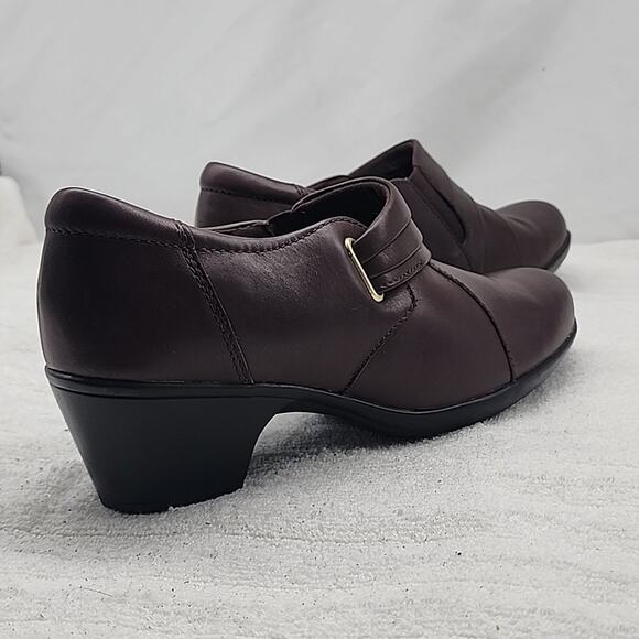 CLARKS BENDABLES BROWN HEELED LOAFERS BOOTIES LEATHER SIZE 8.5W - Picture 10 of 16